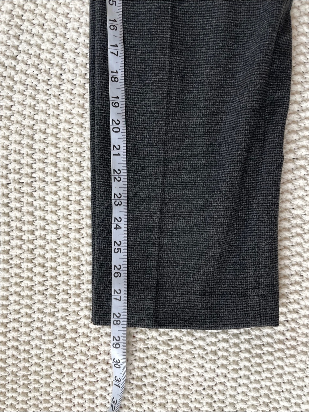 Uniqlo Smart Ankle Pants Stretch Dark Gray Charcoal Houndstooth Pants Large NWT - Picture 4 of 7